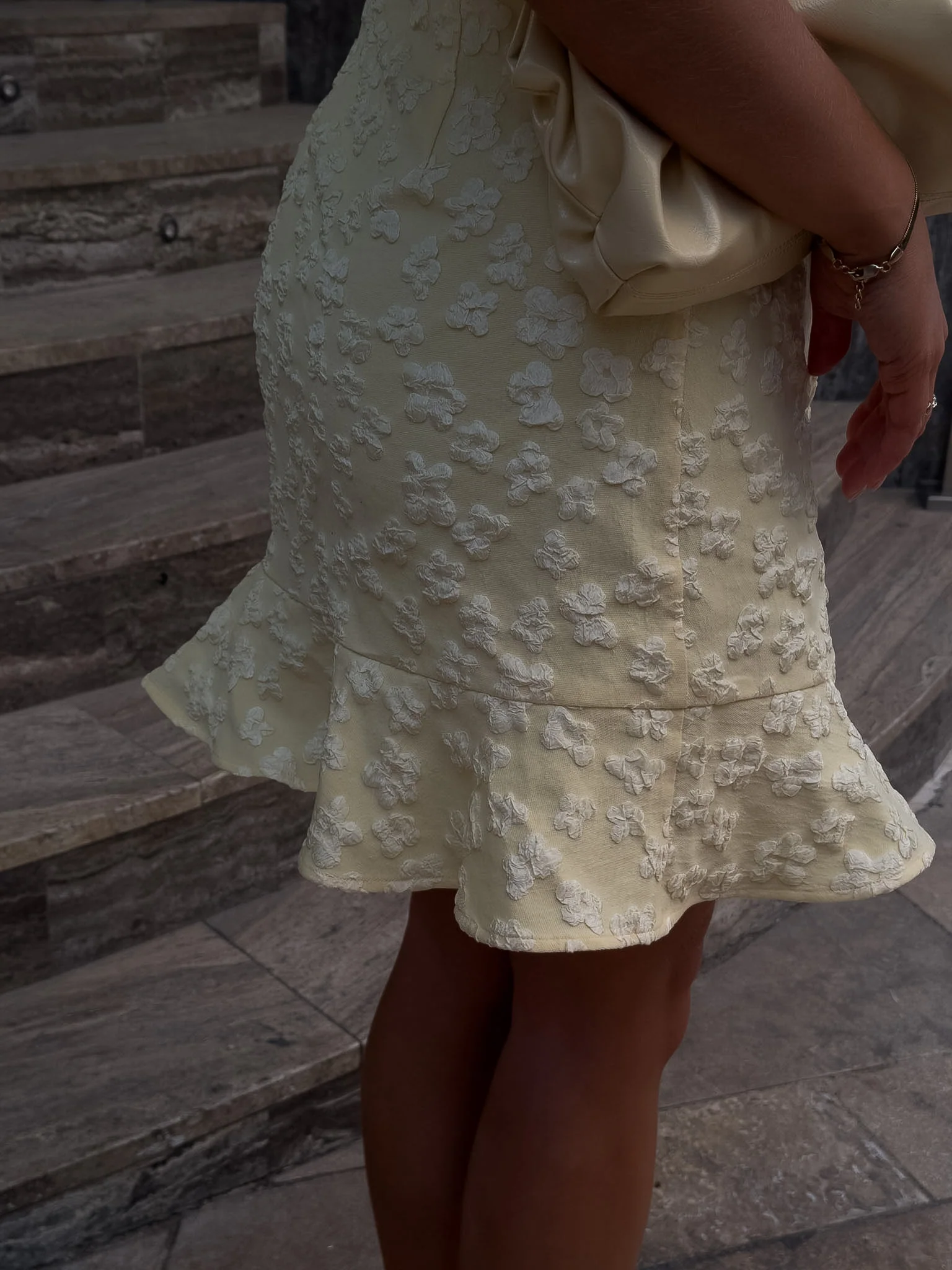 VMFIA Short Dress - Pastel Yellow - Image 5