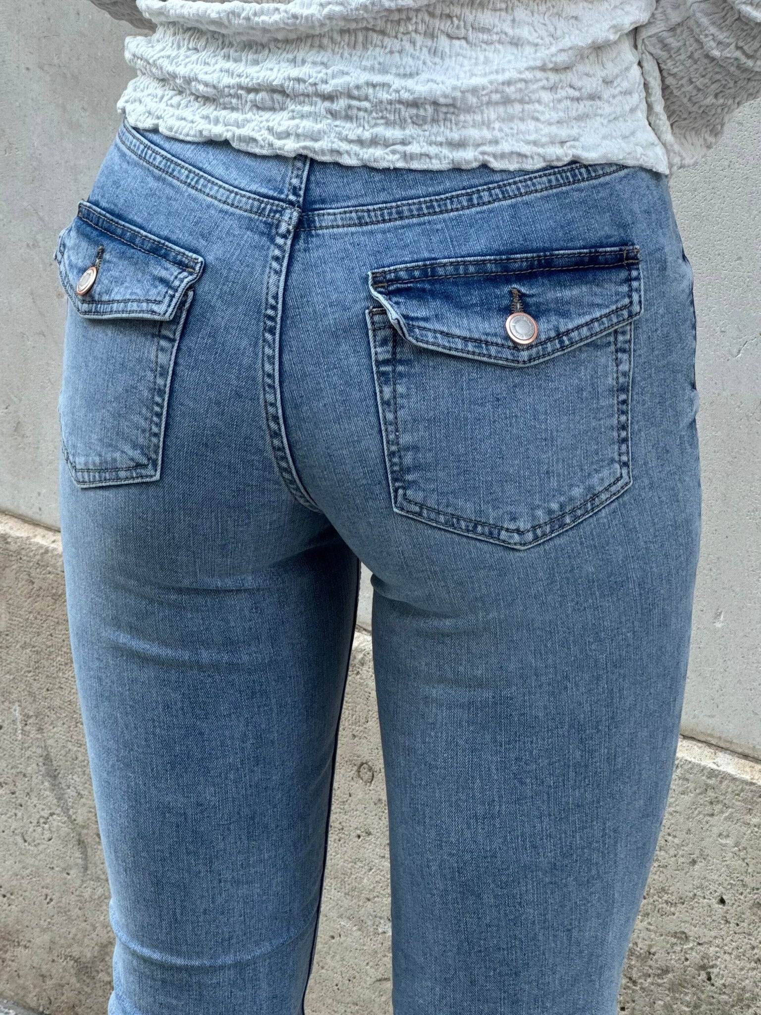 VMFLASH Pocket Jeans - Light Blue Denim - Image 7