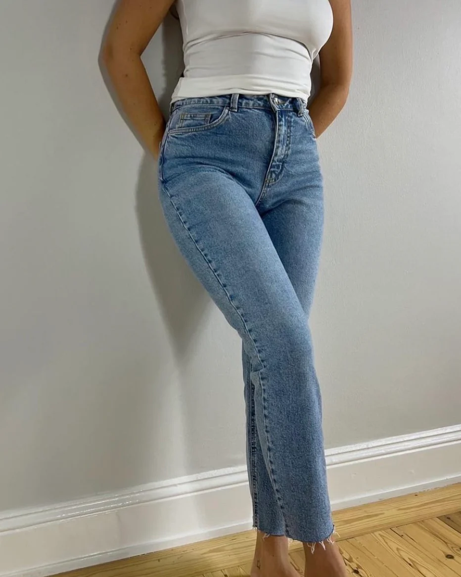 VMBRENDA Straight Jeans - Light Blue Denim - Image 16