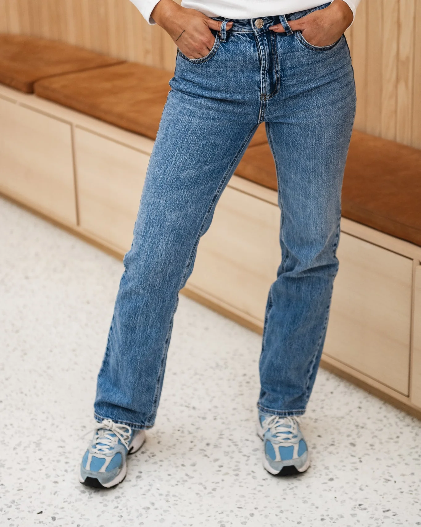 VMTESSA Straight Jeans - Medium Blue Denim - Image 8