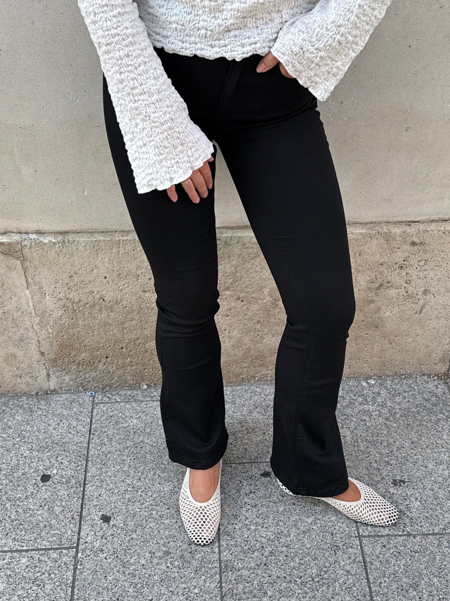 VMFLASH Flared Jeans - Black - Image 7