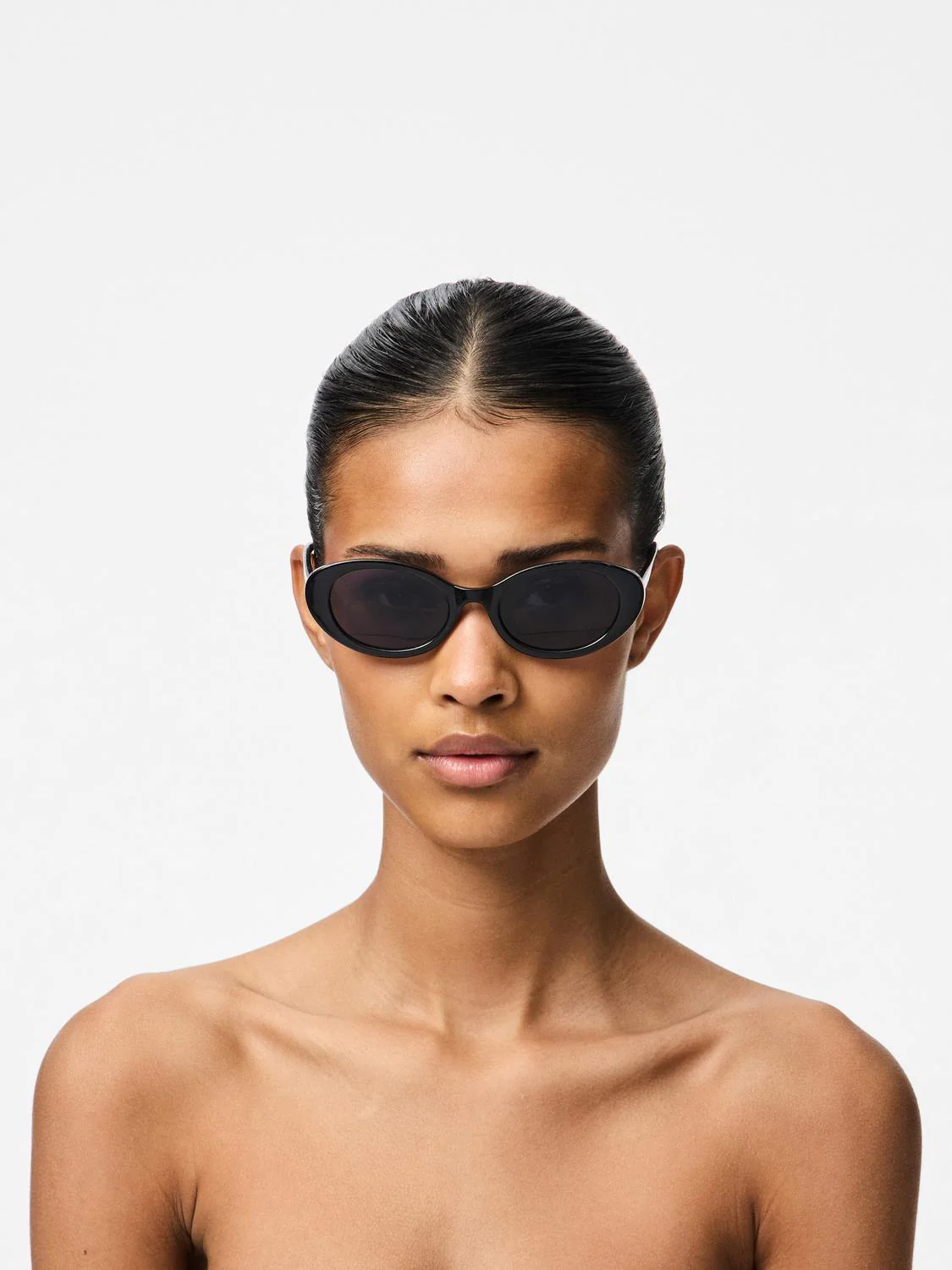 PCSANNA Sunglasses - Black - Image 3