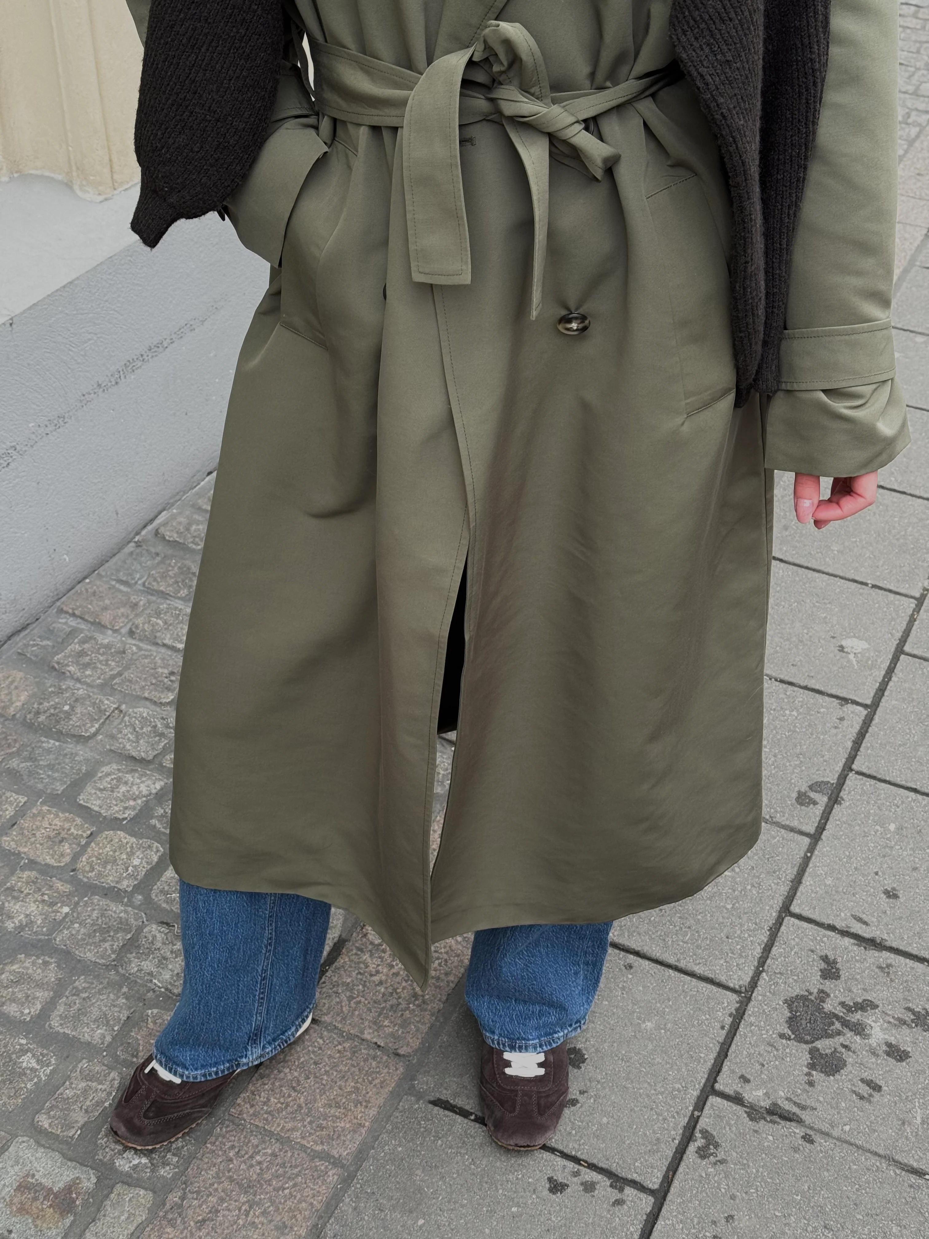 VMMOE Trenchcoat - Kalamata - Image 5