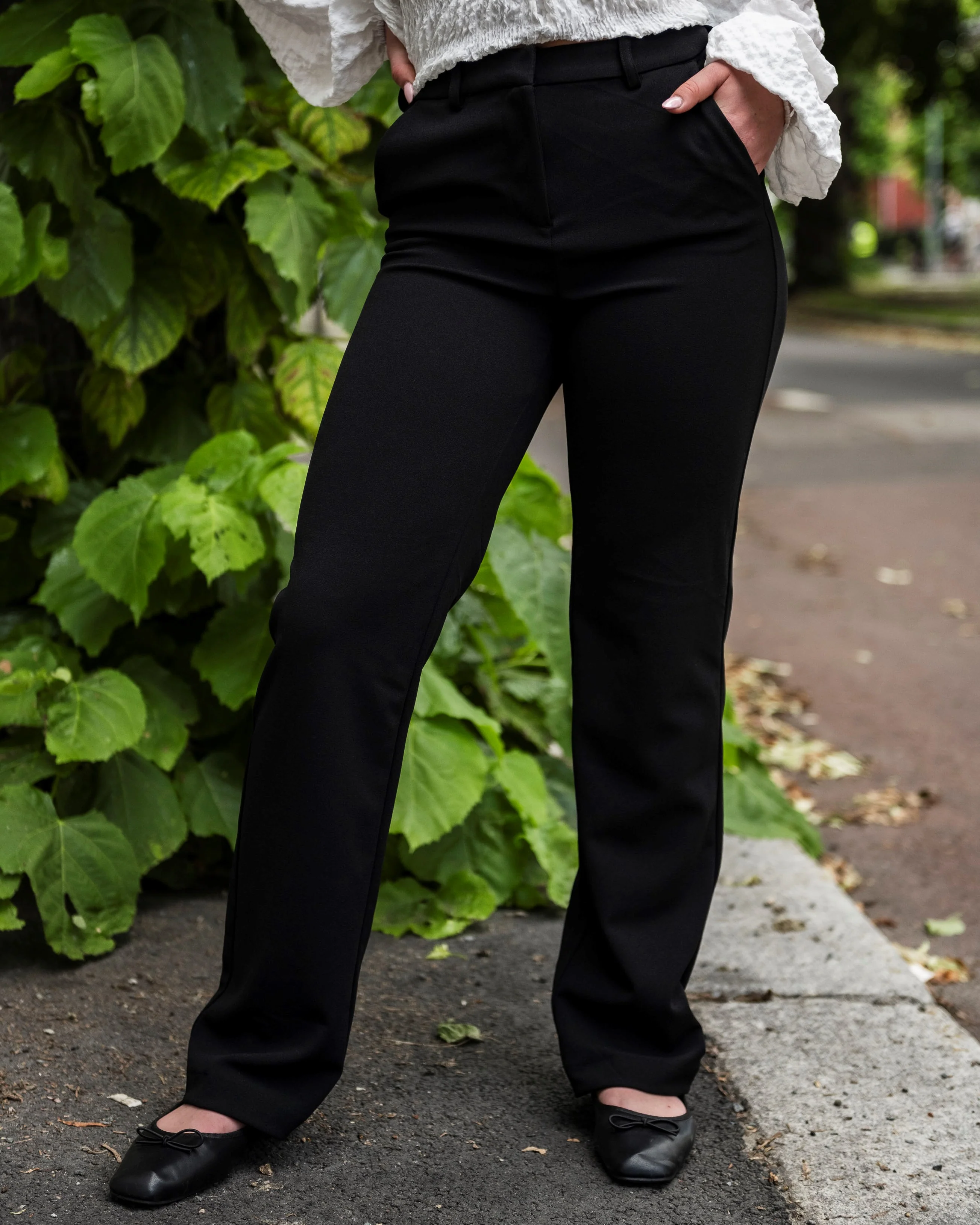 VMZAMIRA Trousers - Black - Image 15