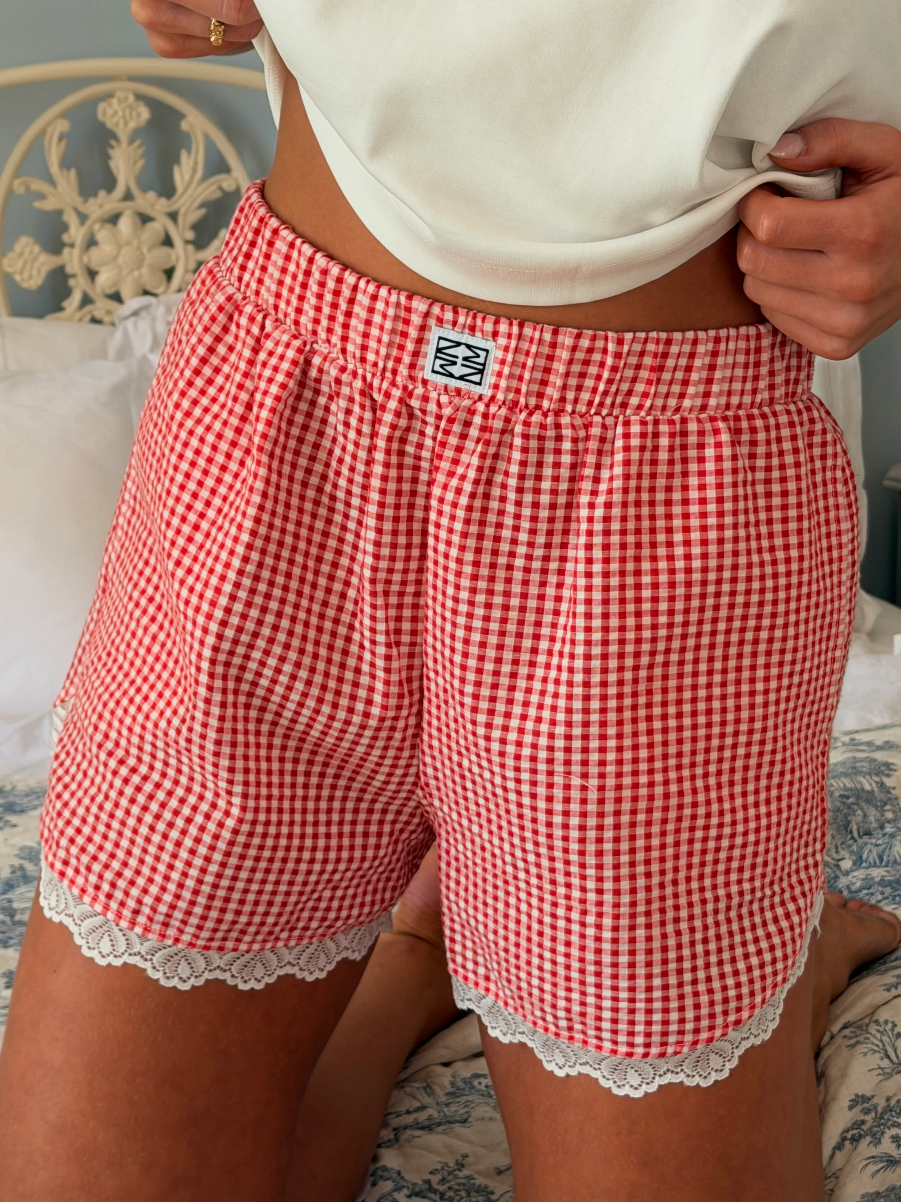 NMELIZA Shorts - Tomato - Image 4