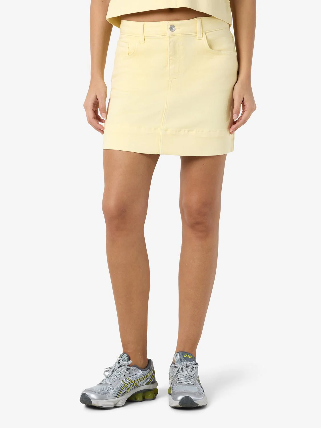 NMYOLANDA Short Skirt - French Vanilla - Image 4