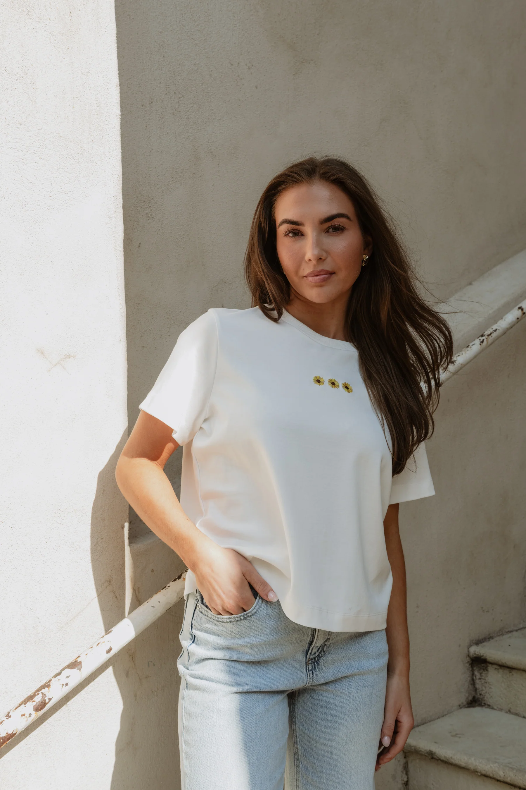 VMSARA T-Shirt - Sun Flower - Image 2