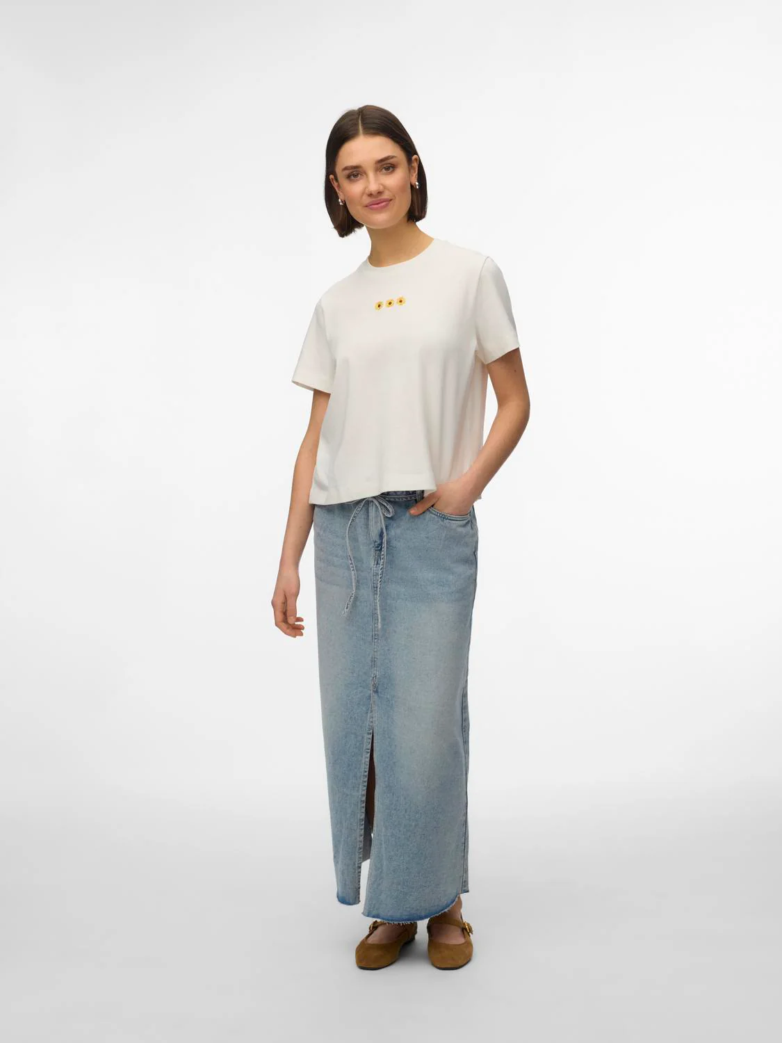 VMSARA T-Shirt - Sun Flower - Image 4