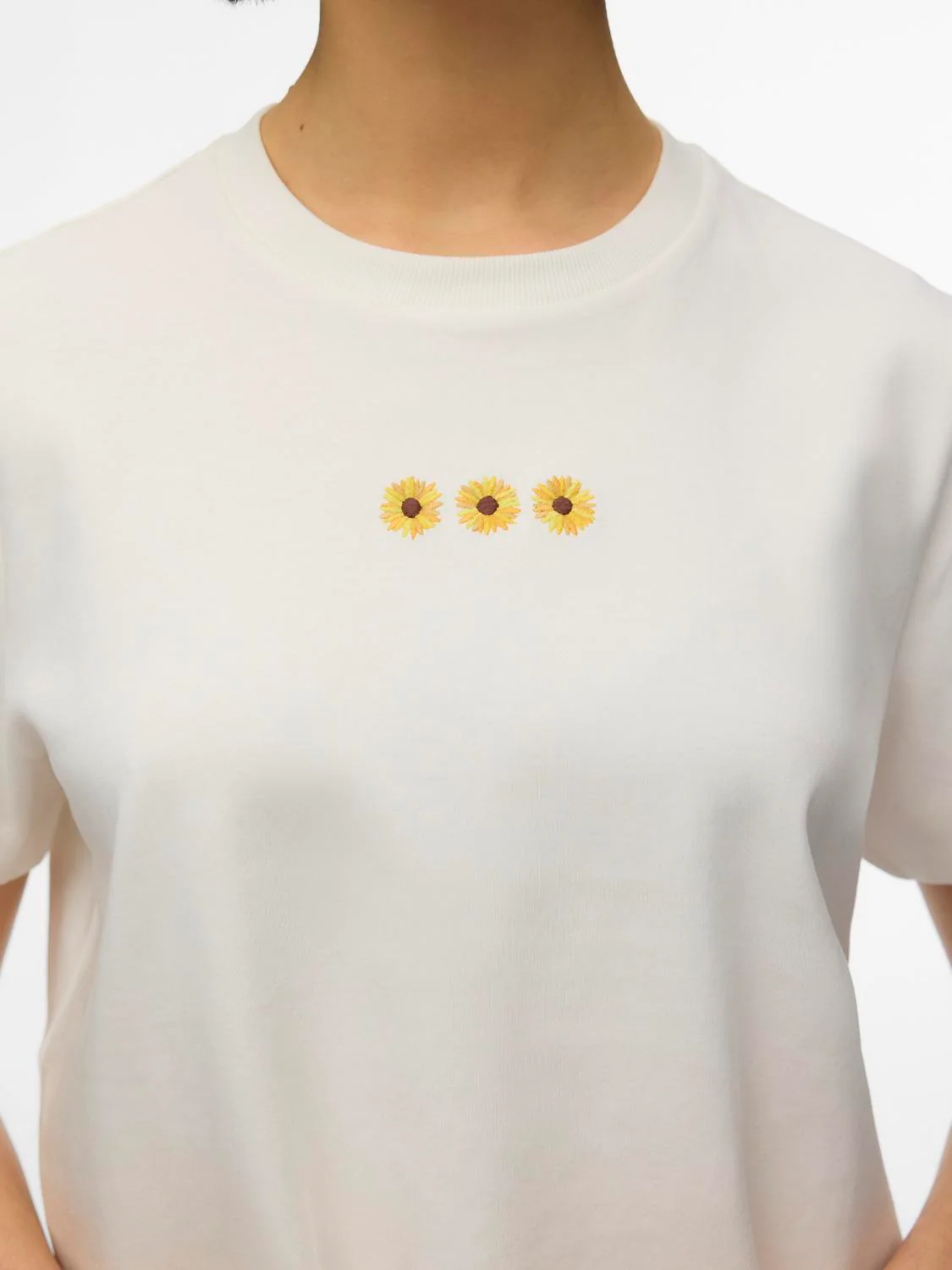 VMSARA T-Shirt - Sun Flower - Image 6
