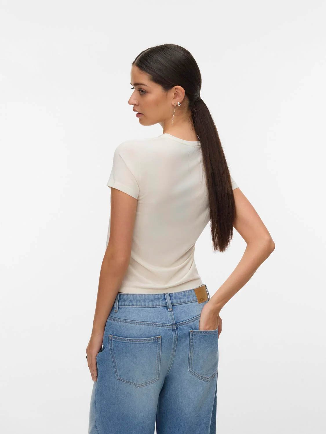 VMKYLIE T-Shirt - Snow White - Image 5