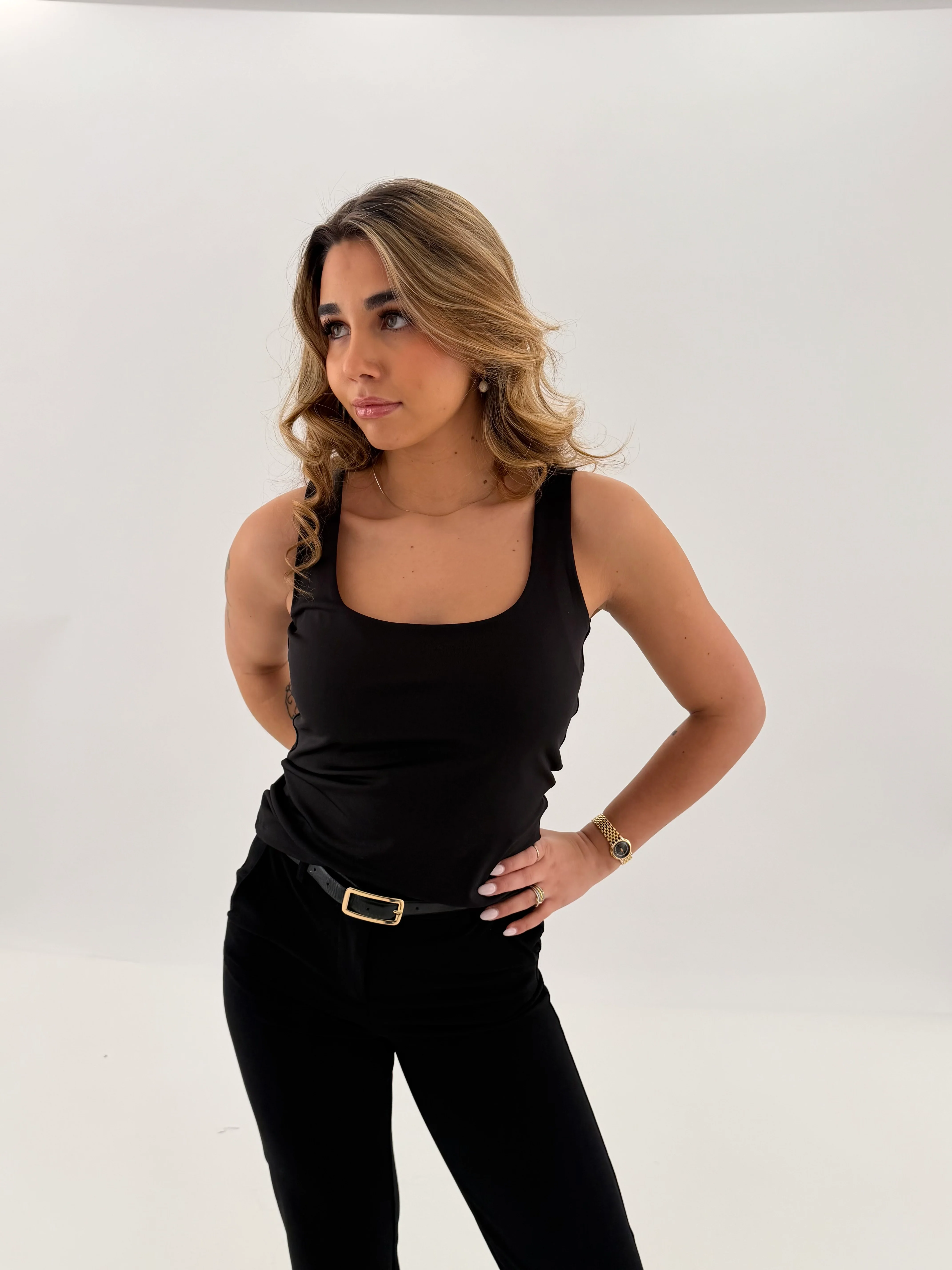 VMMILLION Tank Top - Black - Image 4