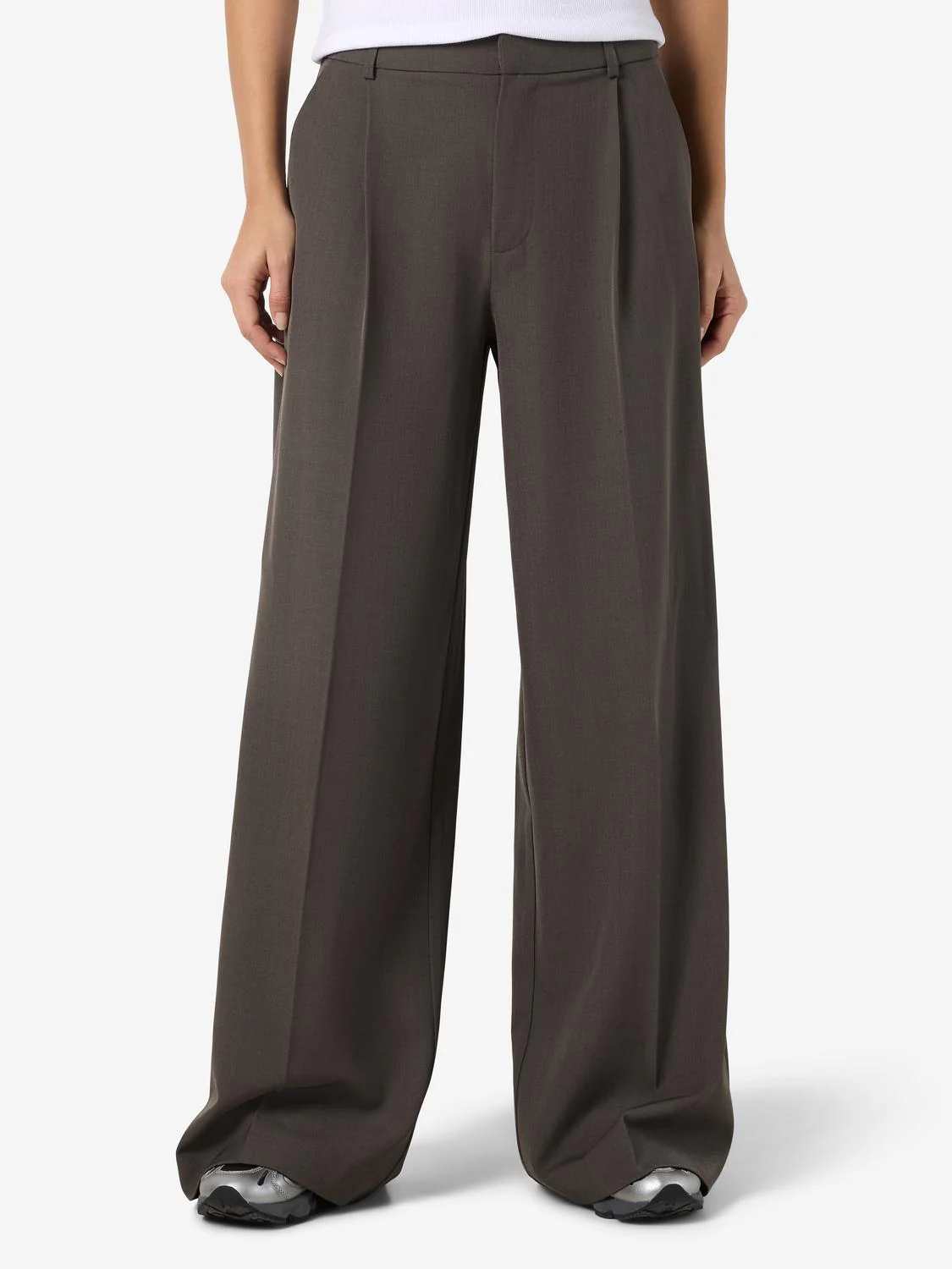 NMIRIS Tailored Trousers - Morel - Image 4