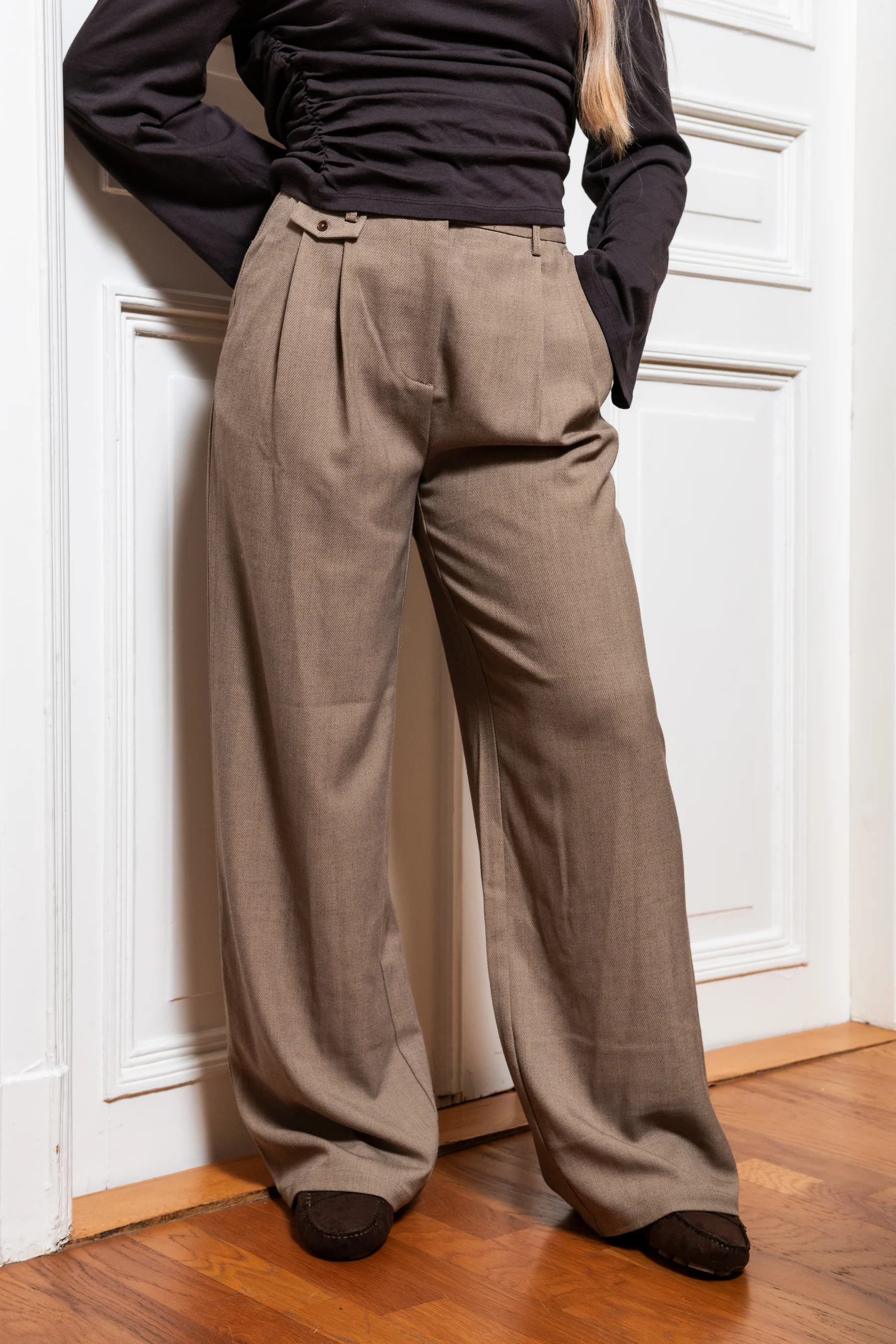 PCBUBBLES Tailored Trousers - Greige - Image 5
