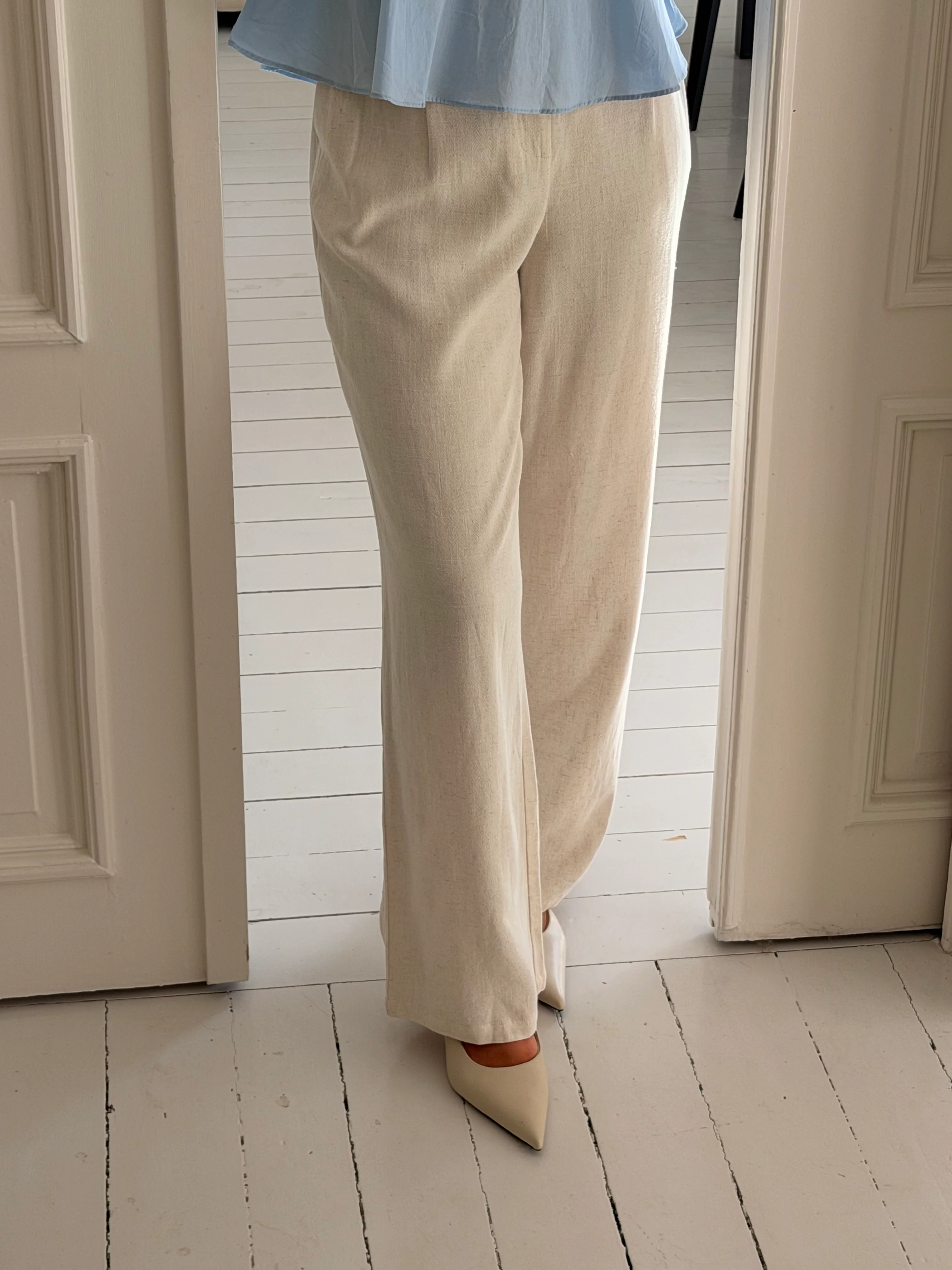 VMSISSEVERA Tailored Trousers - Oatmeal - Image 4