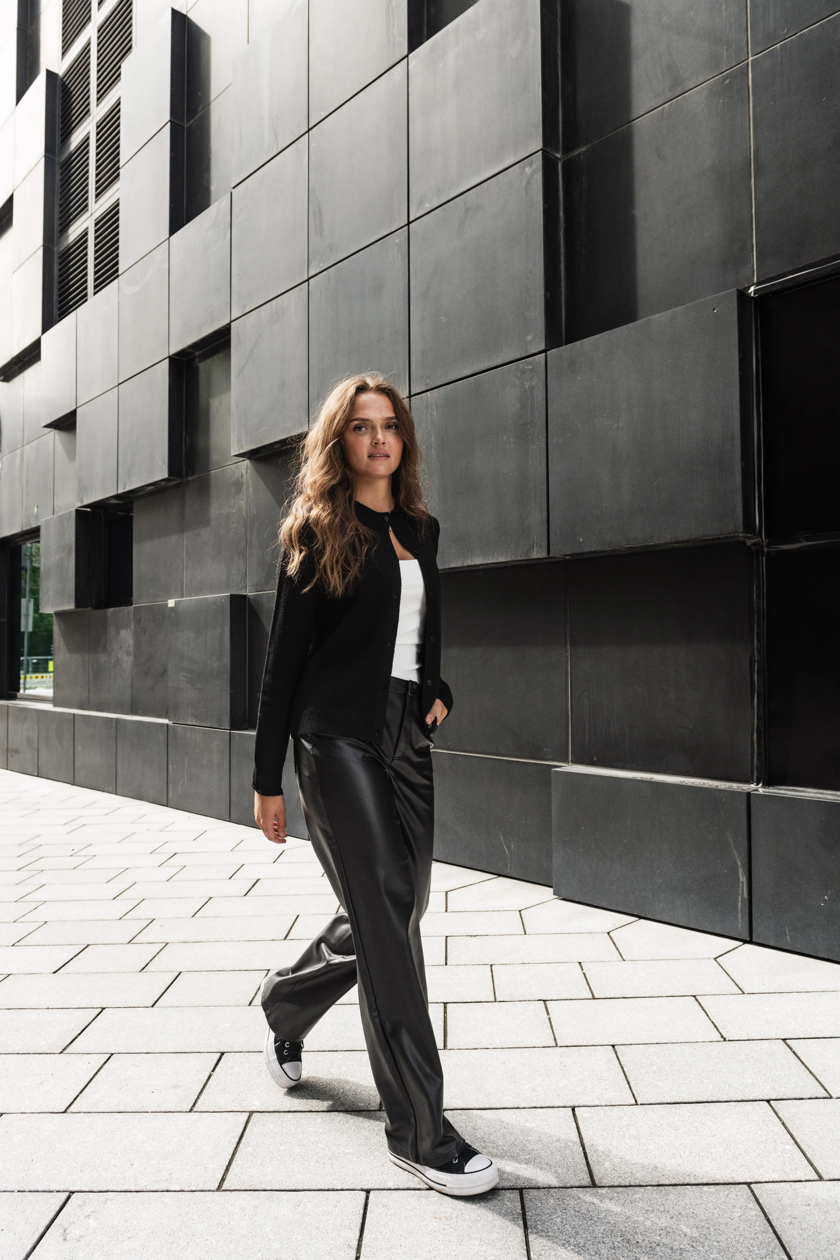 VMTESSA PANT - Black - Image 5